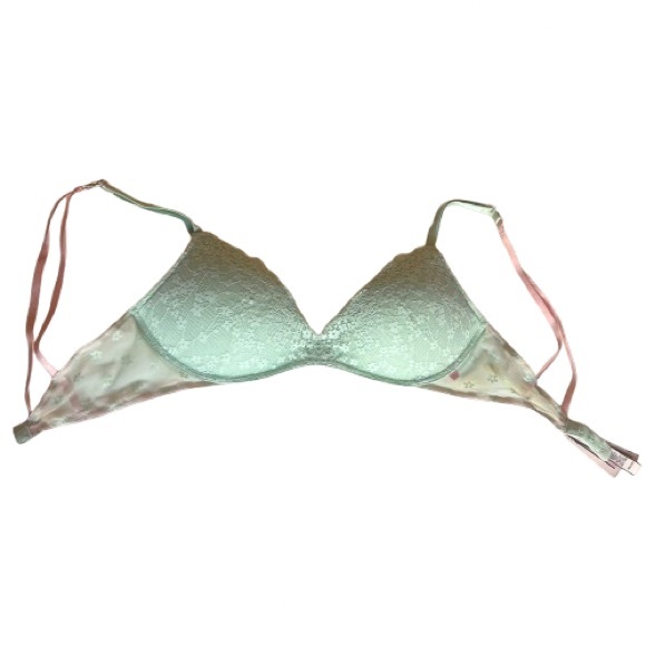 Victoria’s Secret Sexy Tee Wireless Push-Up Lace Bra *NWT* - Picture 2 of 5